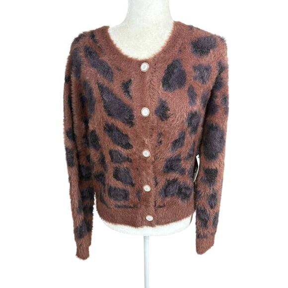 Threaded Leaf Cardigan Womens Size M Brown Leopard Print Fuzzy Cozy Sweater New - Picture 7 of 16